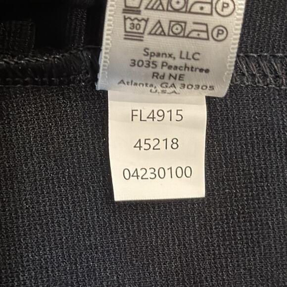 Assets by SPANX Women's Ponte Structured Leggings Black Size L - Picture 10 of 10